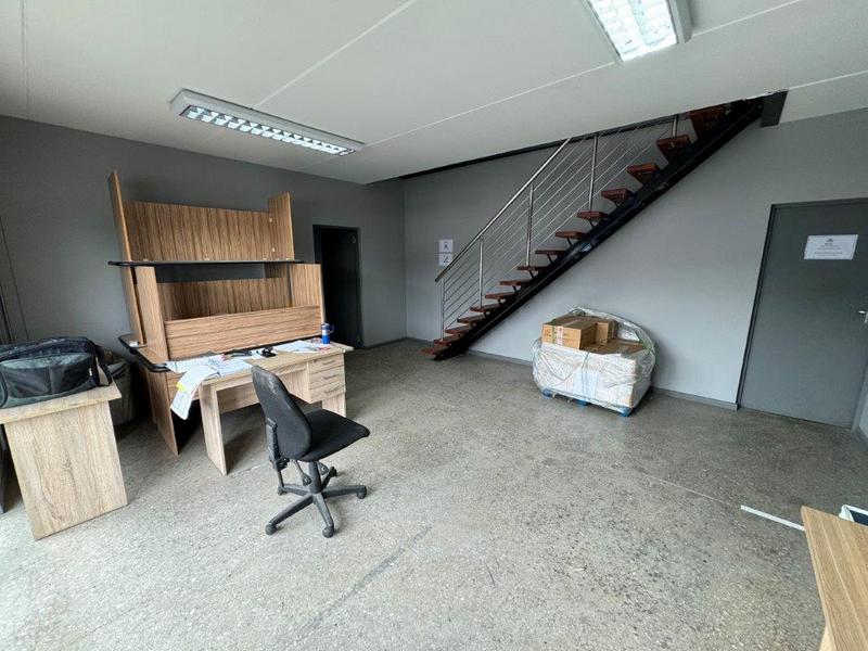 To Let commercial Property for Rent in Greenbushes Eastern Cape